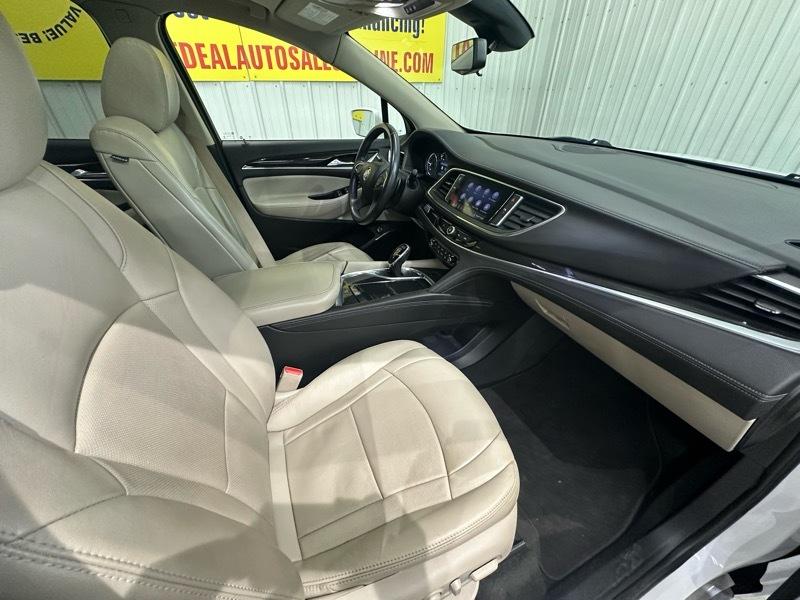 Buick Enclave Essence AWD 2020