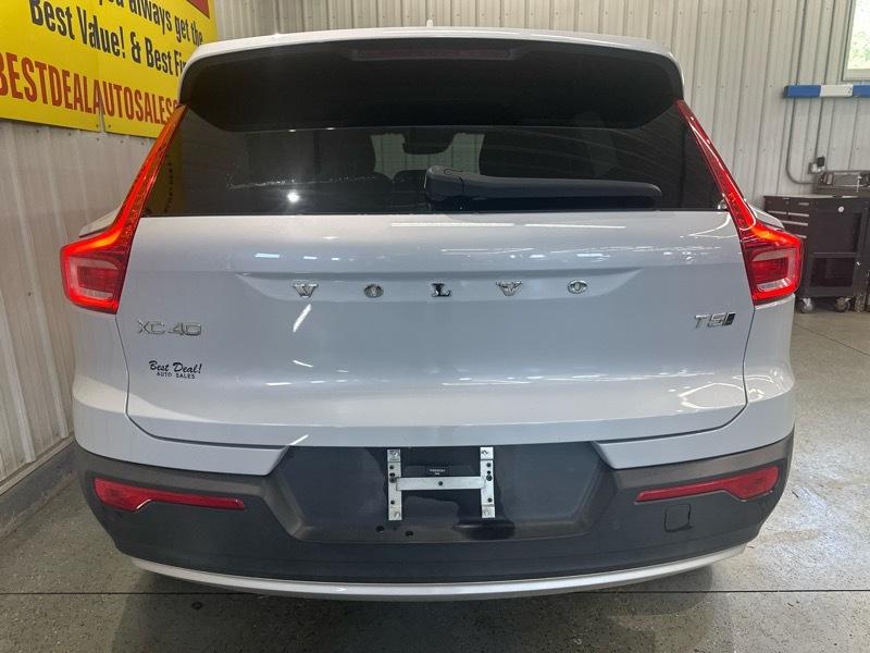 Volvo XC40 T5 Momentum AWD 2022