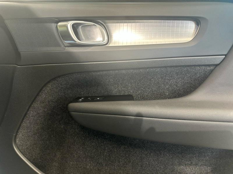 Volvo XC40 T5 Momentum AWD 2022