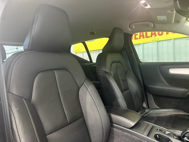 Volvo XC40 T5 Momentum AWD 2022