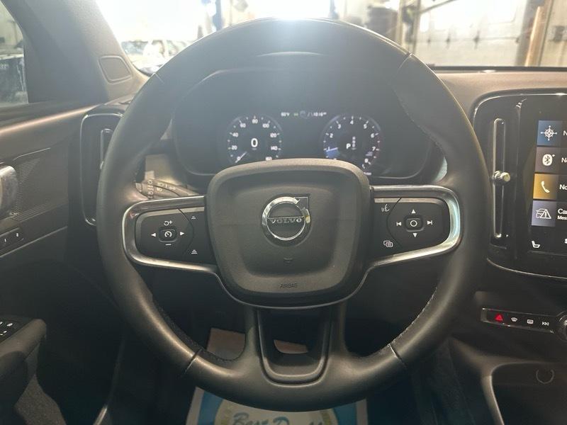 Volvo XC40 T5 Momentum AWD 2022