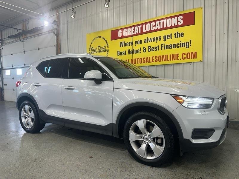 Volvo XC40 T5 Momentum AWD 2022