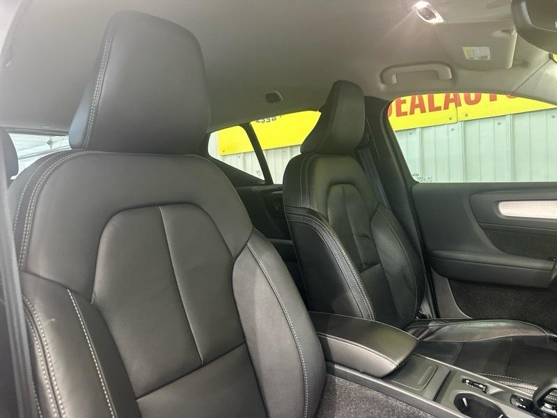 Volvo XC40 T5 Momentum AWD 2022