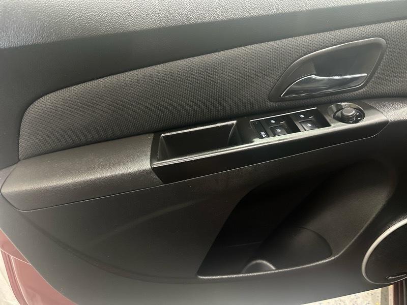 Chevrolet Cruze 1LT 2012