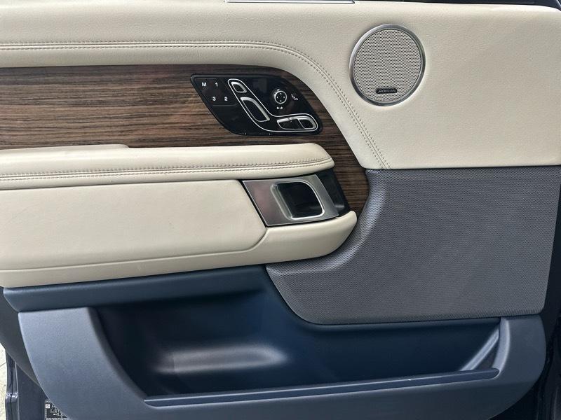 Land Rover Range Rover Supercharged LWB 2019