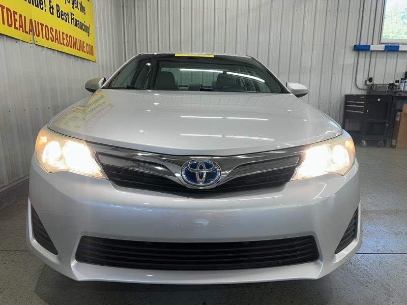 Toyota Camry Hybrid XLE 2014