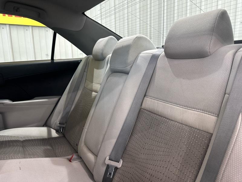 Toyota Camry Hybrid XLE 2014