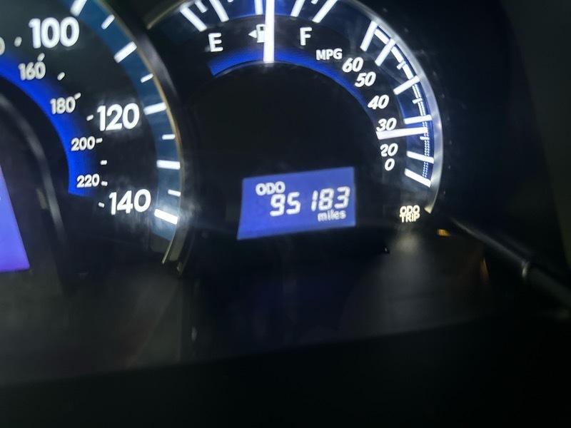 Toyota Camry Hybrid XLE 2014