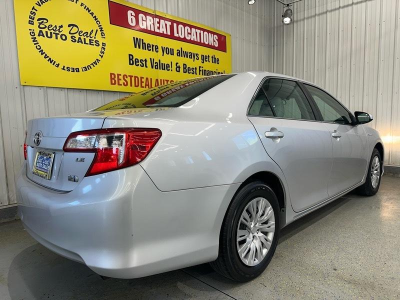 Toyota Camry Hybrid XLE 2014