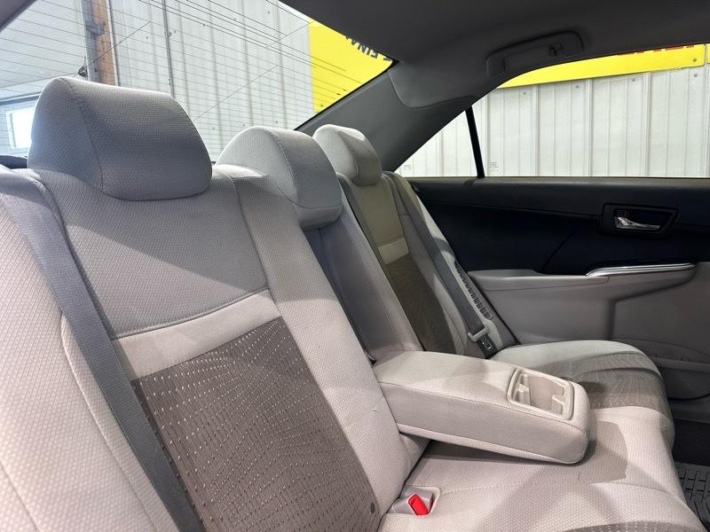 Toyota Camry Hybrid XLE 2014