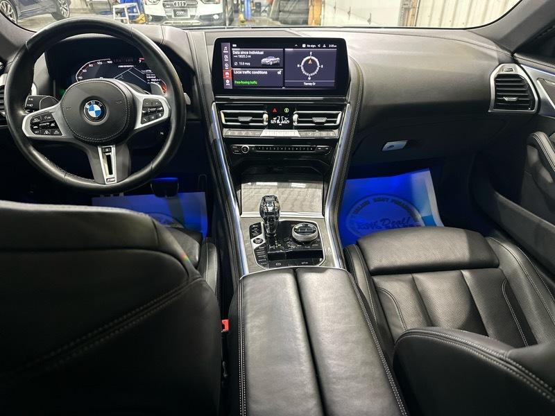 BMW 8-Series M850i xDrive Convertible 2023