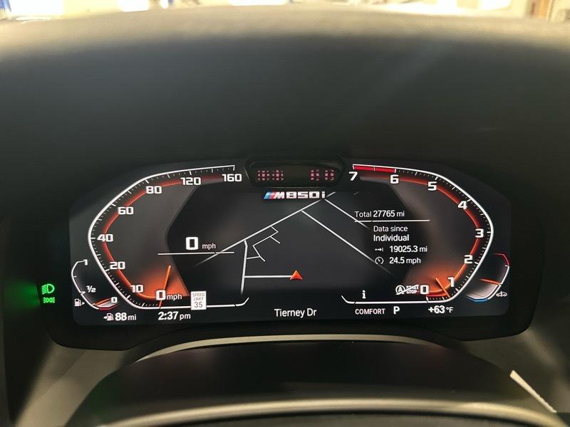 BMW 8-Series M850i xDrive Convertible 2023