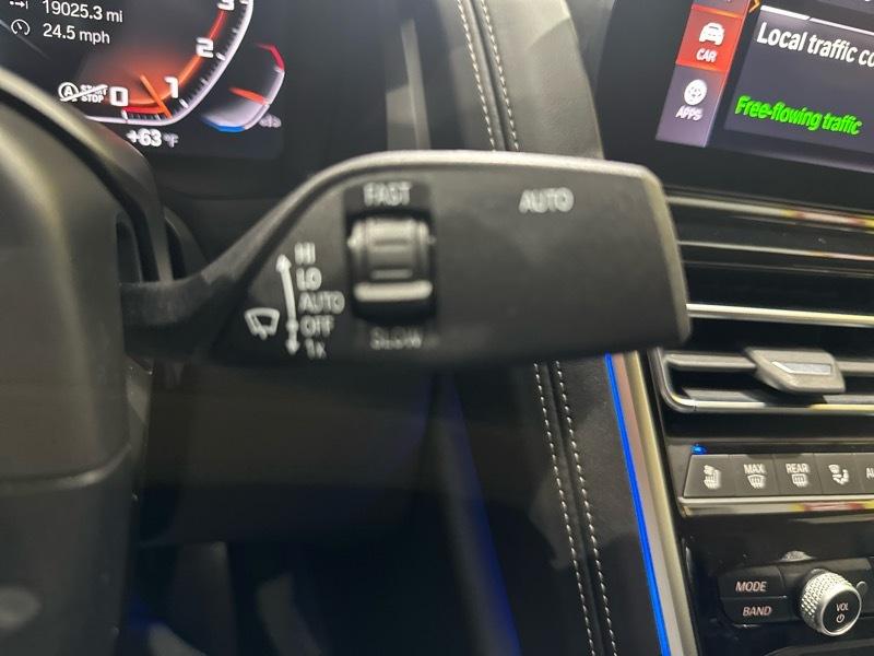 BMW 8-Series M850i xDrive Convertible 2023