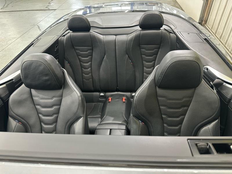 BMW 8-Series M850i xDrive Convertible 2023