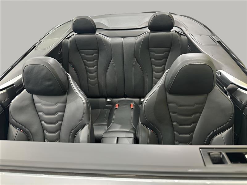 BMW 8-Series M850i xDrive Convertible 2023
