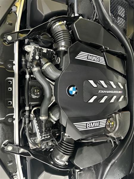 BMW 8-Series M850i xDrive Convertible 2023