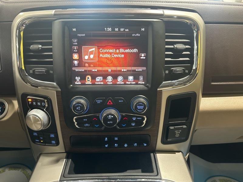 RAM 1500 Laramie Crew Cab 4WD 2016