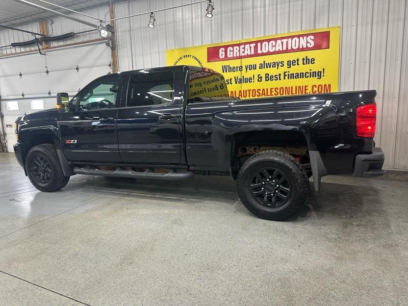 Chevrolet Silverado 2500HD LT Crew Cab Long Box 4WD 2019