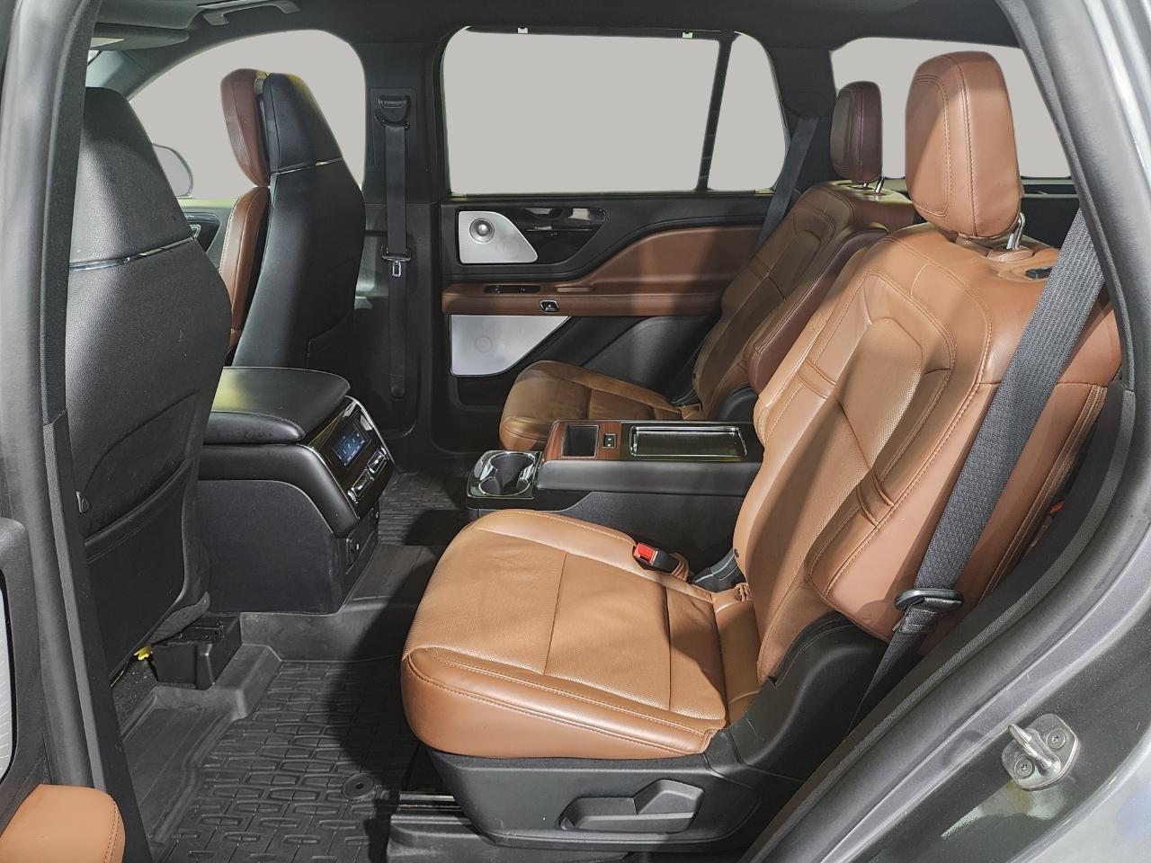 Lincoln Aviator  2021