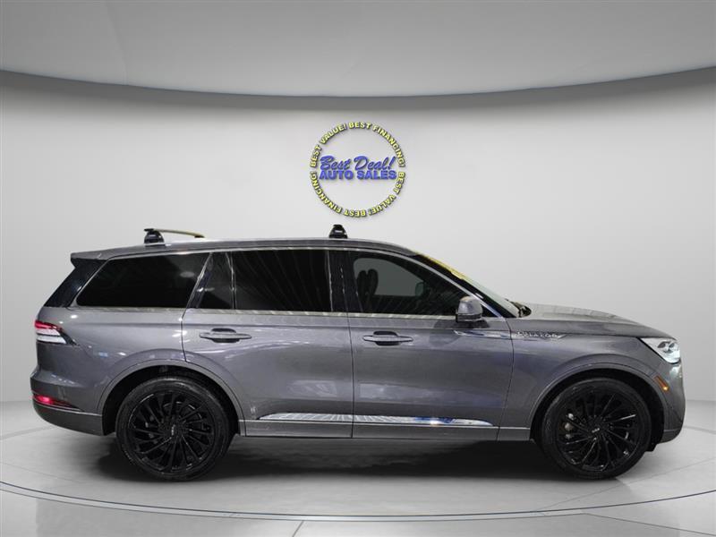 Lincoln Aviator  2021
