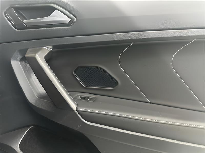 Volkswagen Tiguan SE R-Line Black 4MOTION 2022