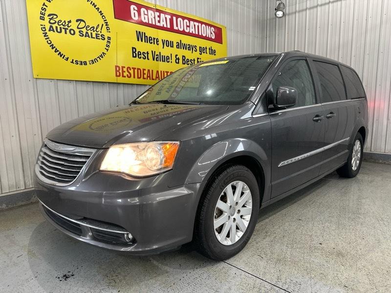 2016 Chrysler Town & Country Touring