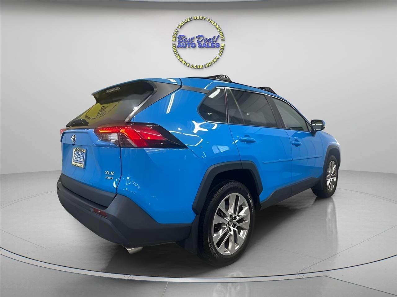 Toyota RAV4 XLE Premium AWD 2019