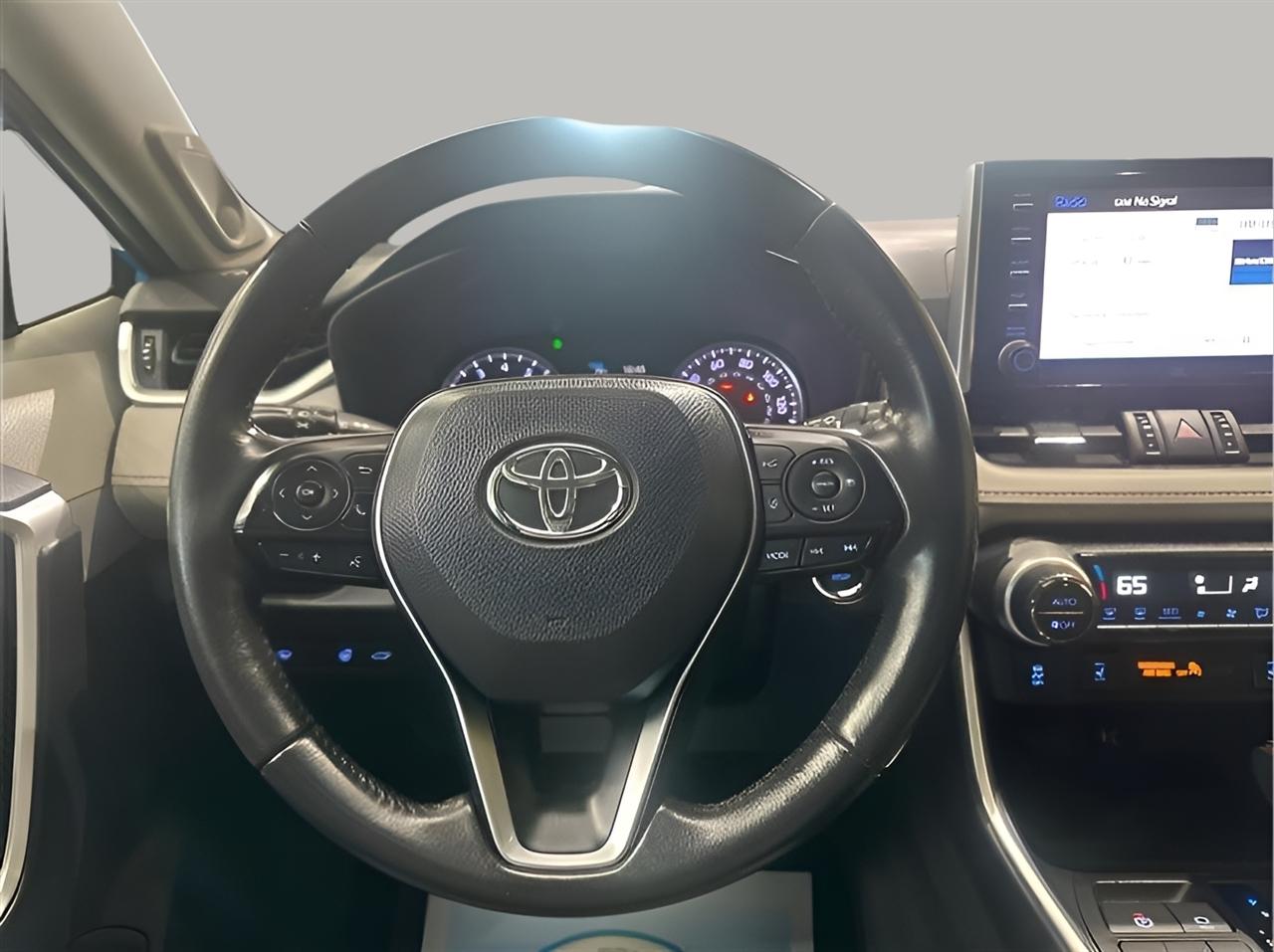 Toyota RAV4 XLE Premium AWD 2019