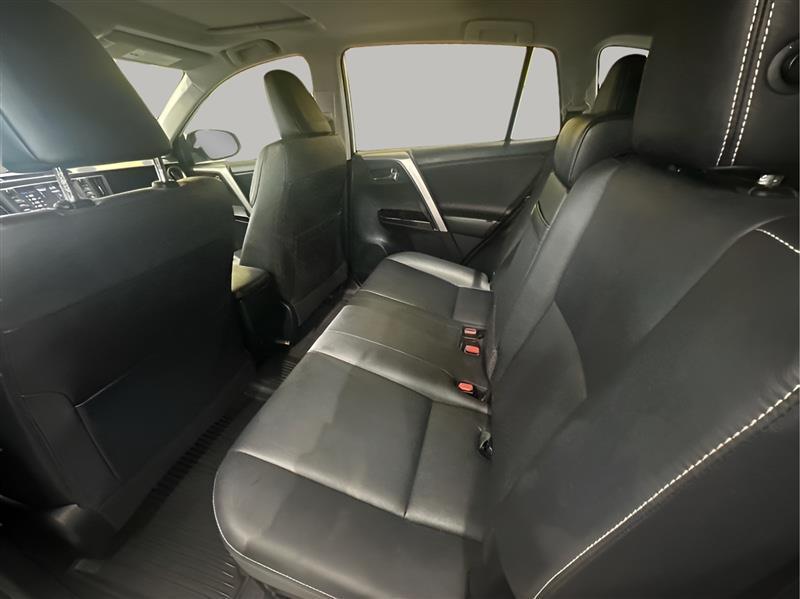 Toyota RAV4 Hybrid Limited 2016