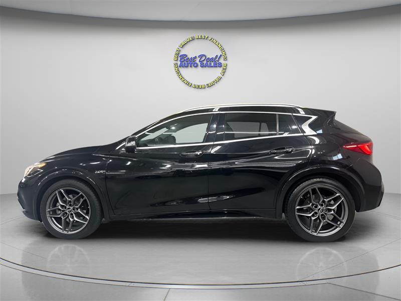 Infiniti QX30 Premium FWD 2018