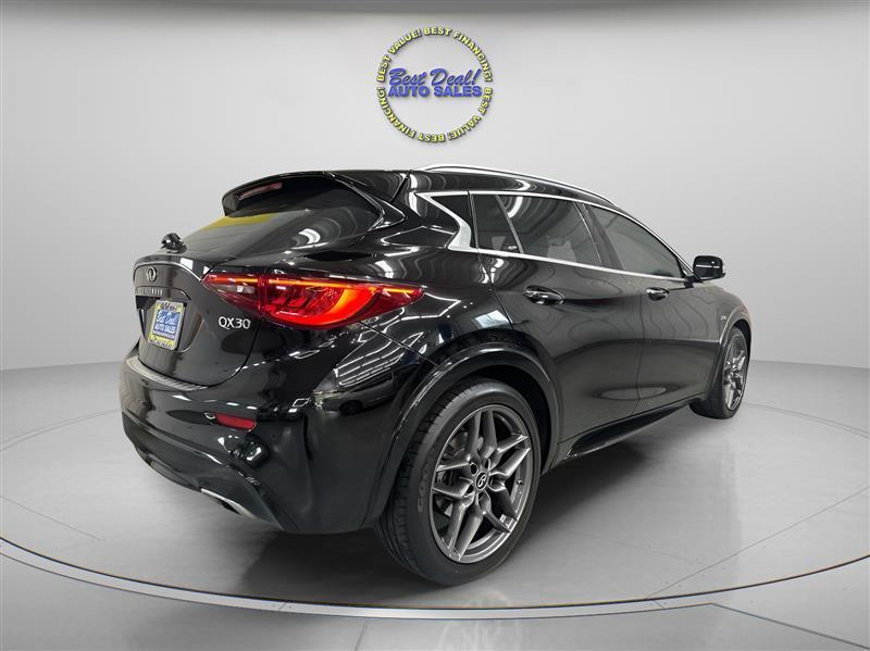 Infiniti QX30 Premium FWD 2018