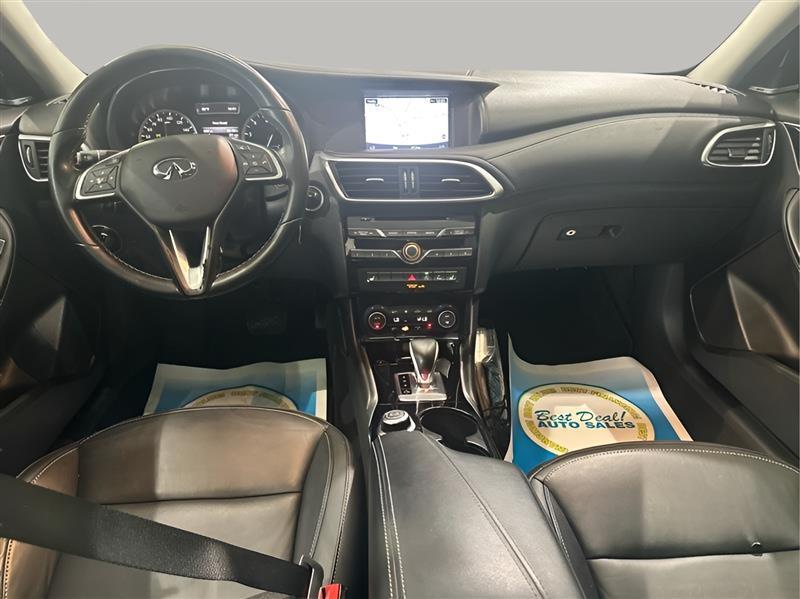 Infiniti QX30 Premium FWD 2018