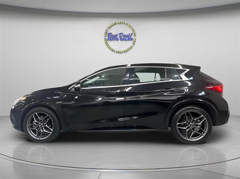 Infiniti QX30 Premium FWD 2018