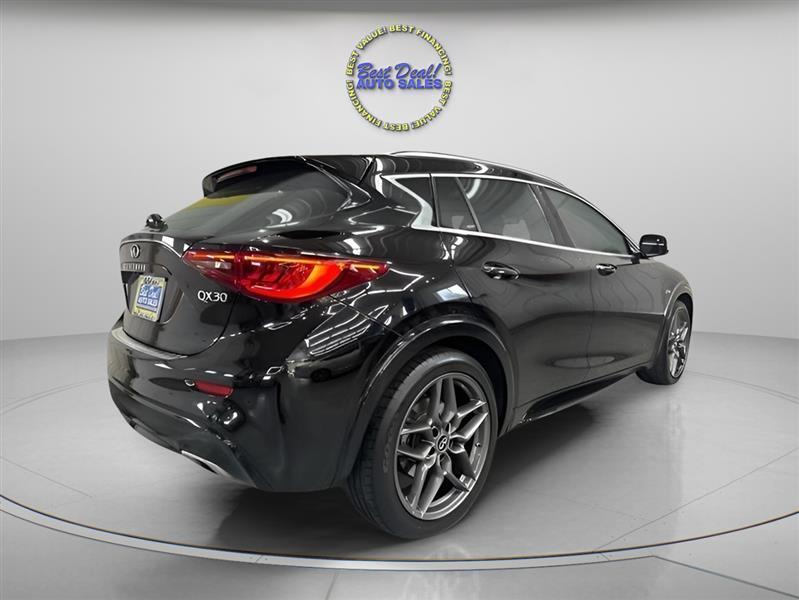 Infiniti QX30 Premium FWD 2018