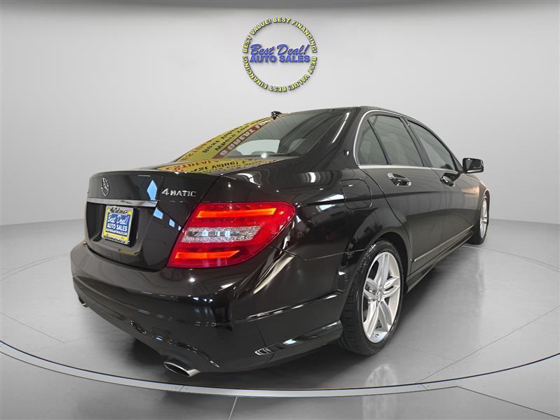 Mercedes-Benz C-Class C300 4MATIC Sport 2012