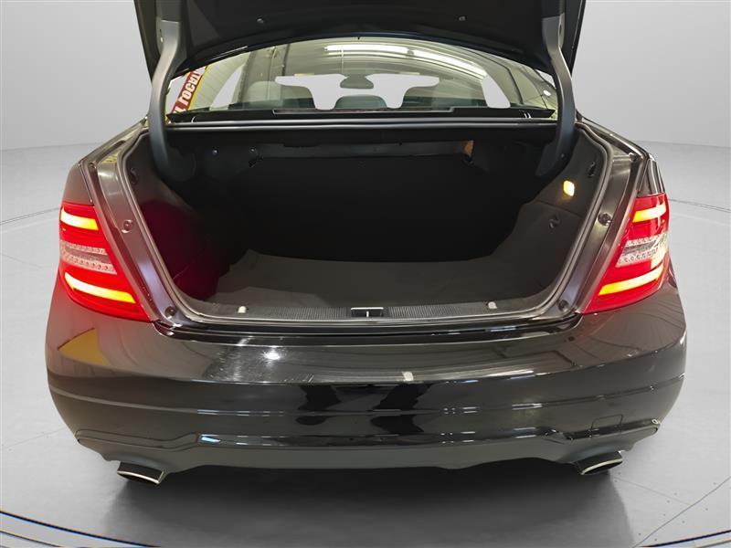 Mercedes-Benz C-Class C300 4MATIC Sport 2012