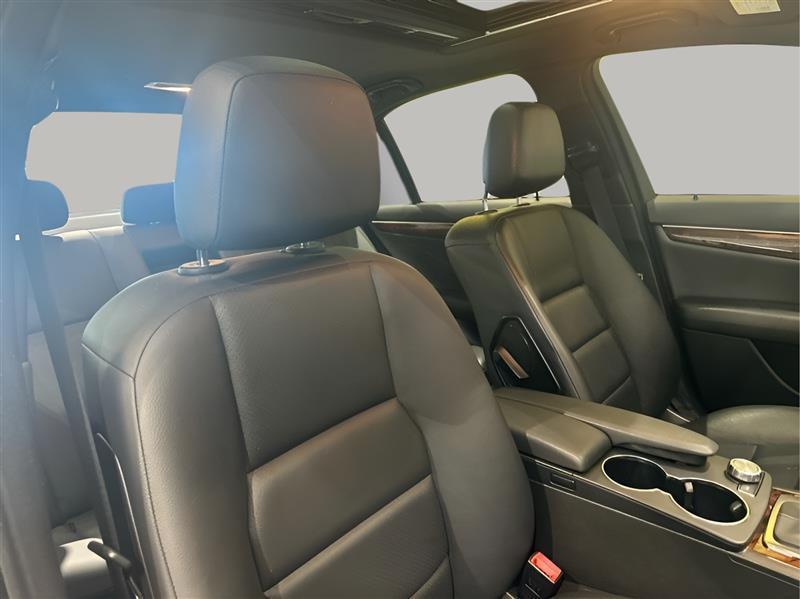 Mercedes-Benz C-Class C300 4MATIC Sport 2012