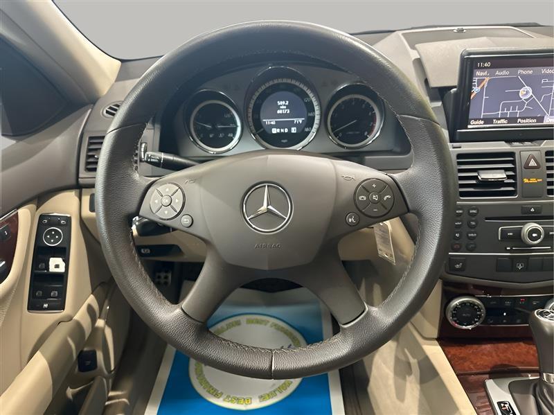 Mercedes-Benz C-Class C300 4MATIC Luxury Sedan 2011