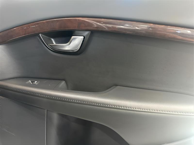 Volvo XC70 3.2 Premier 2012
