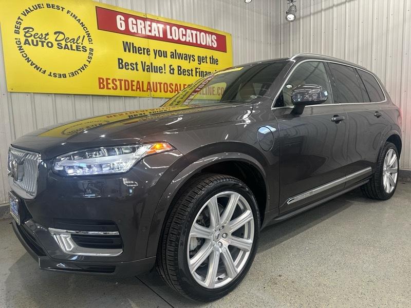 2024 Volvo XC90 T8 Recharge Ultimate Bright Theme 4WD's photo