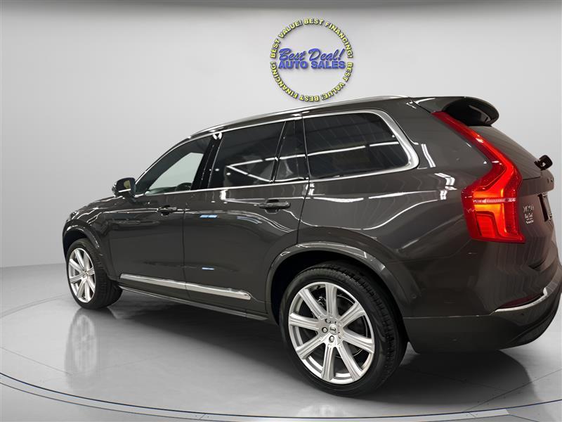 Volvo XC90  2024