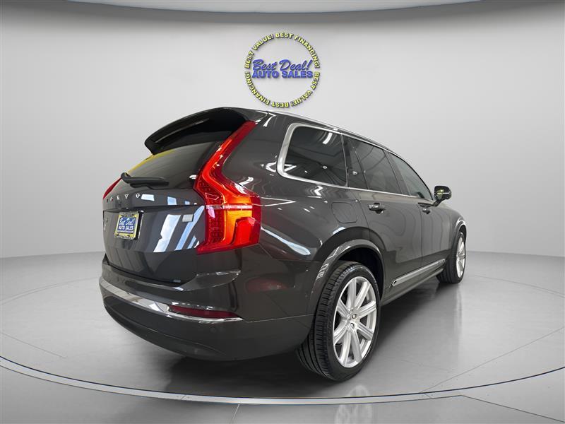 Volvo XC90  2024