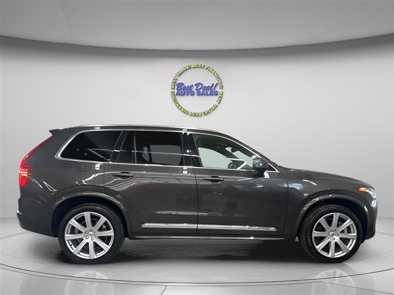 Volvo XC90  2024