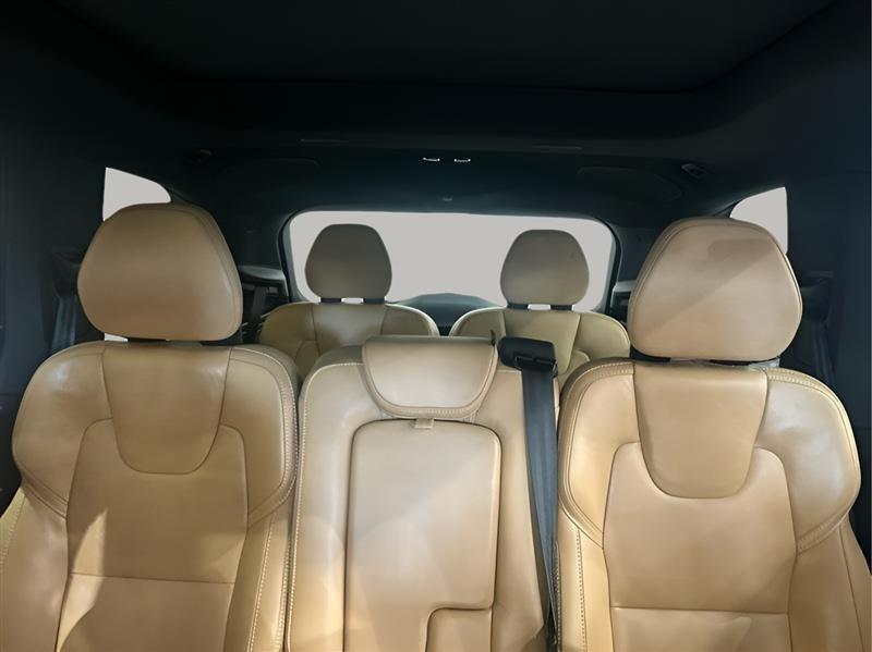 Volvo XC90  2024