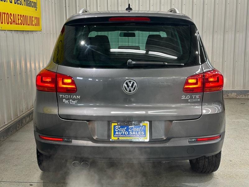 Volkswagen Tiguan S 4Motion 2015