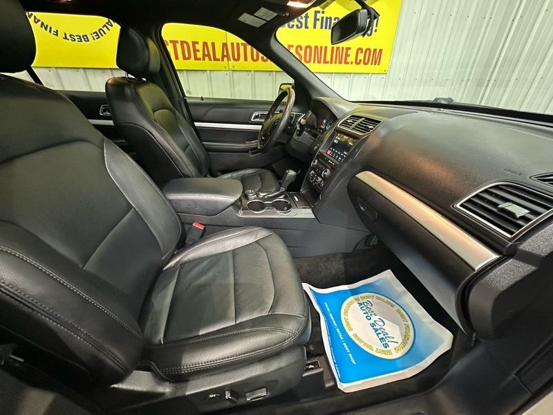Ford Explorer XLT 4WD 2017