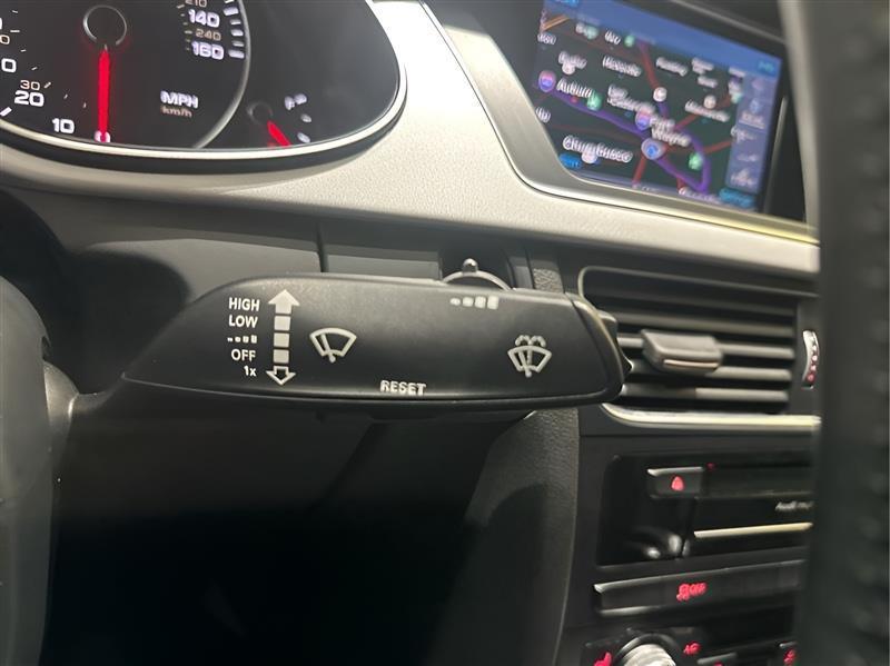 Audi A4 2.0T Premium Plus quattro Sedan AWD 8A 2016