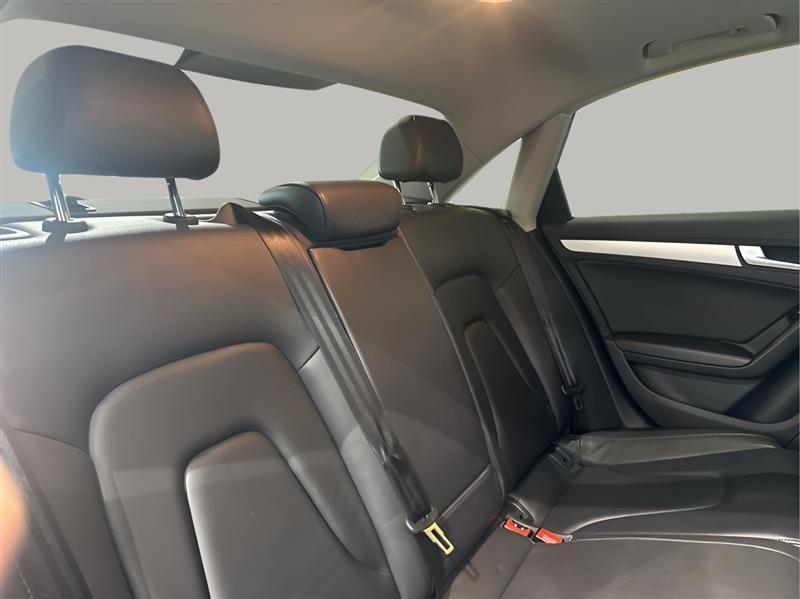 Audi A4 2.0T Premium Plus quattro Sedan AWD 8A 2016