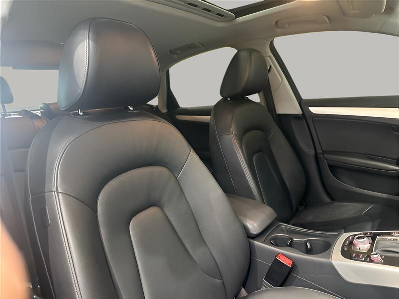 Audi A4 2.0T Premium Plus quattro Sedan AWD 8A 2016