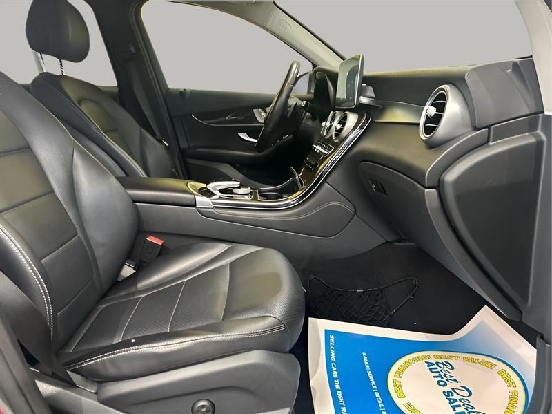 Mercedes-Benz GLC-Class GLC300 4MATIC 2016